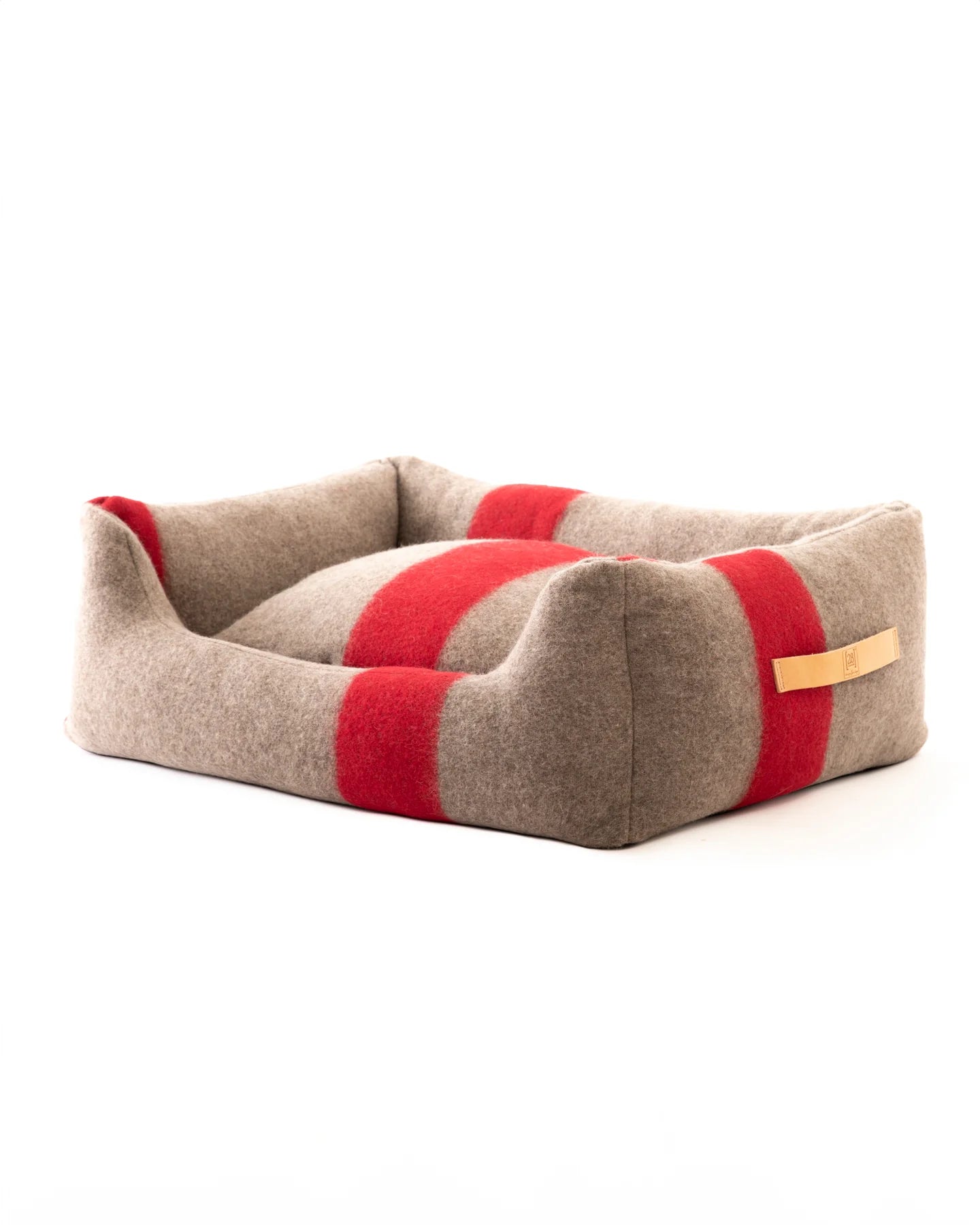 HENRI Recycled Wool Dog Bed