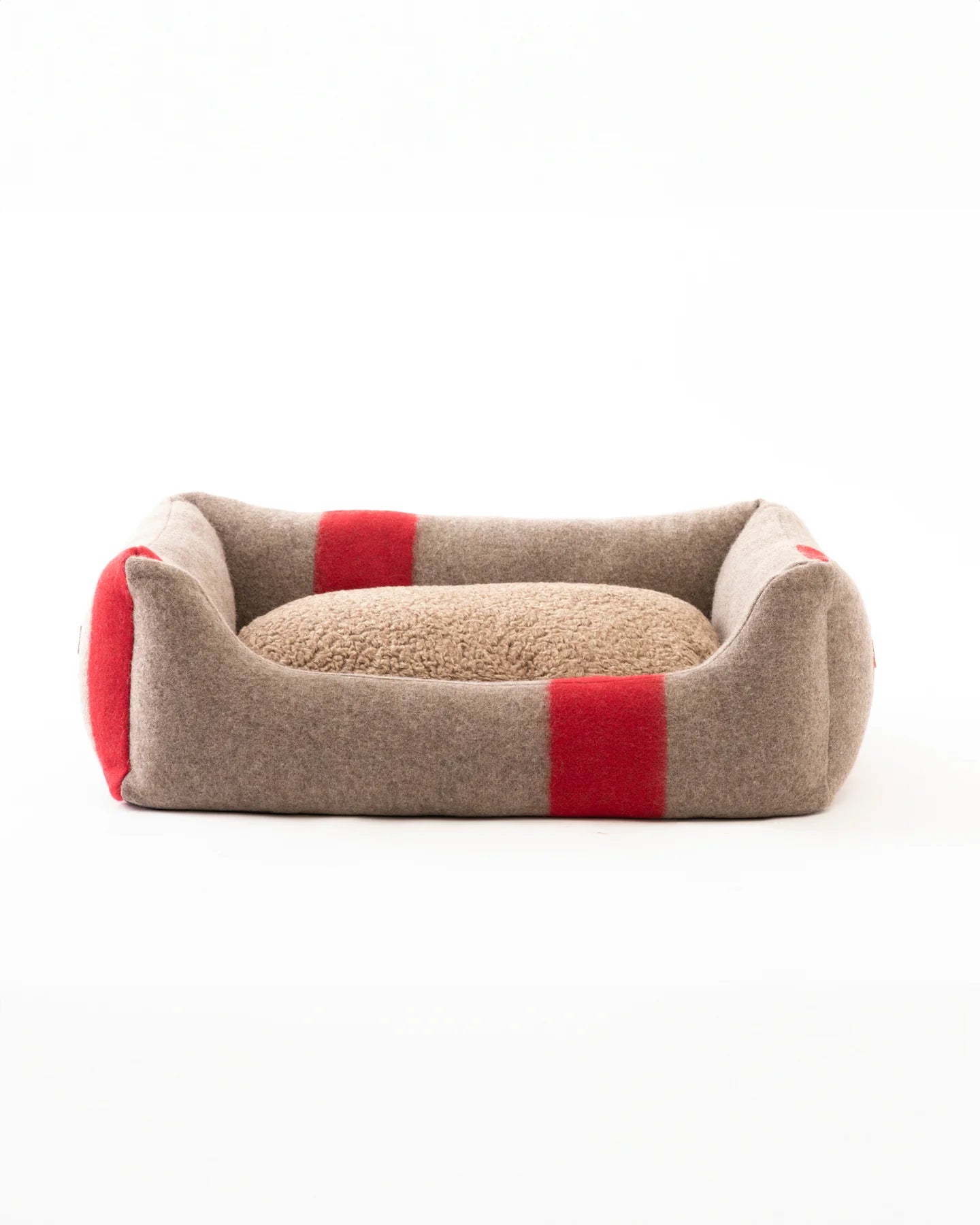 HENRI Recycled Wool Dog Bed