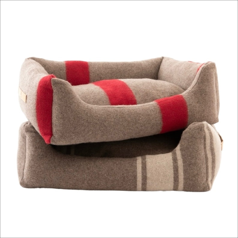 HENRI Recycled Wool Dog Bed
